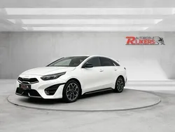 Wit Gebruikt 2022 Kia ProCeed GT-Line Hatchback | € 26.999 (Eerlijke prijs)
