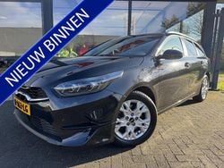 Zwart Gebruikt 2021 Kia Ceed Hatchback | € 14.950 (Goede deal)