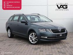 Grijs, metallic lak Gebruikt 2017 Skoda Octavia Stationwagen | € 11.399 (Eerlijke prijs)