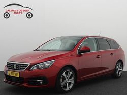 Rood Gebruikt 2020 Peugeot 308 SW Premium Stationwagen | € 11.888