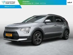 Grijs Gebruikt 2022 Kia Niro SUV | € 27.890 (Eerlijke prijs)