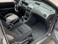 Zwart Gebruikt 2002 Peugeot 307 Hatchback | € 800 (Eerlijke prijs)