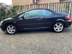 Zwart Gebruikt 2004 Peugeot 307 CC Cabriolet | € 1.650 (Eerlijke prijs)