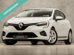 Wit Gebruikt 2021 Renault Clio V Intens Hatchback | € 14.445 (Super prijs)