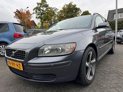 Grijs Gebruikt 2005 Volvo V50 Momentum Stationwagen | € 2.299 (Eerlijke prijs)