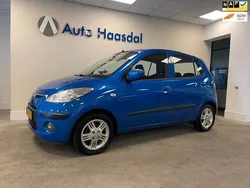 Blauw, metallic lak Gebruikt 2010 Hyundai i10 Dynamiq Hatchback | € 3.990 (Eerlijke prijs)