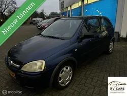 Blauw Gebruikt 2003 Opel Corsa Essentia Hatchback | € 1.250 (Eerlijke prijs)