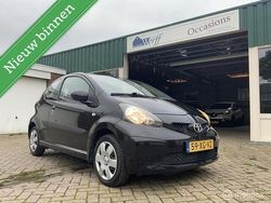 Zwart Gebruikt 2007 Toyota Aygo Hatchback | € 2.495 (Eerlijke prijs)