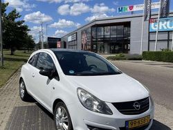 Wit Gebruikt 2010 Opel Corsa Business MPV | € 2.100 (Eerlijke prijs)