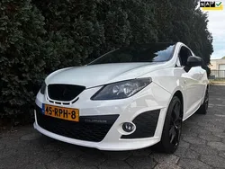 Wit Gebruikt 2011 Seat Ibiza SC CUPRA Hatchback | € 6.500