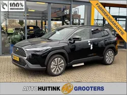 Zwart, metallic lak Nieuw 2024 Toyota Corolla Cross Executive SUV | € 43.990 (Eerlijke prijs)
