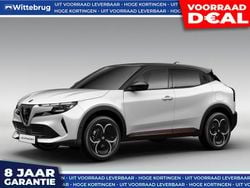 Bruin Nieuw 2025 Alfa Romeo Junior Edizione Speciale SUV | € 36.333 (Goede deal)