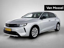 Grijs Gebruikt 2025 Opel Astra Business Edition Hatchback | € 23.940 (Super prijs)
