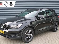 Zwart Gebruikt 2020 Volvo XC40 R-Design SUV | € 28.495 (Eerlijke prijs)