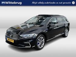 Zwart Gebruikt 2021 VW Passat Business Stationwagen | € 20.950 (Goede deal)