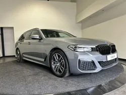 Grijs, metallic lak Gebruikt 2023 BMW 530 Comfort Edition Stationwagen | € 44.950 (Goede deal)