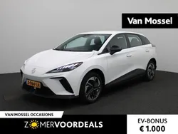 Wit Gebruikt 2023 MG MG4 EV Hatchback | € 19.995 (Eerlijke prijs)