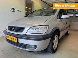 Grijs Gebruikt 2001 Opel Zafira Elegance MPV | € 1.695 (Eerlijke prijs)
