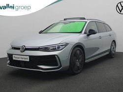 Grijs Gebruikt 2024 VW Passat Business Stationwagen | € 48.800