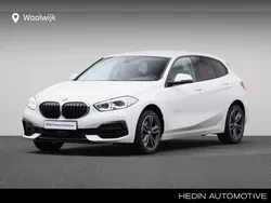 Wit Gebruikt 2023 BMW 120 Comfort Edition Hatchback | € 30.880 (Super prijs)