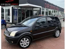 Zwart Gebruikt 2003 Ford Fusion MPV | € 2.949 (Eerlijke prijs)