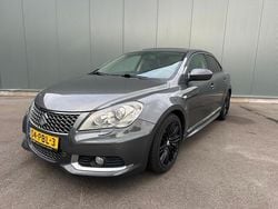 Grijs Gebruikt 2011 Suzuki Kizashi Sport Sedan | € 3.995