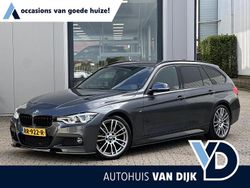 Grijs Gebruikt 2018 BMW 320 Executive Stationwagen | € 21.935 (Iets duurder)