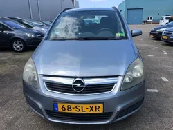 Grijs Gebruikt 2006 Opel Zafira MPV | € 1.950 (Iets duurder)