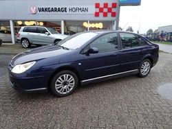 Blauw Gebruikt 2006 Citroën C5 Exclusive Hatchback | € 1.250