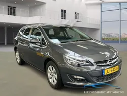 Grijs Gebruikt 2016 Opel Astra Stationwagen | € 11.950 (Eerlijke prijs)