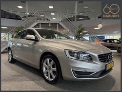 Bruin Gebruikt 2017 Volvo S60 Momentum Sedan | € 16.950 (Goede deal)