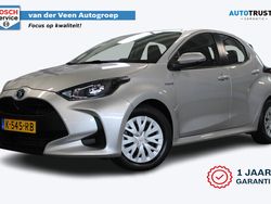 Grijs Gebruikt 2021 Toyota Yaris Hybrid Active Hatchback | € 18.450 (Eerlijke prijs)