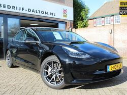 Zwart Gebruikt 2020 Tesla Model 3 RWD Sedan | € 21.950 (Eerlijke prijs)