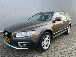 Bruin Gebruikt 2016 Volvo XC70 SUV | € 18.900 (Eerlijke prijs)