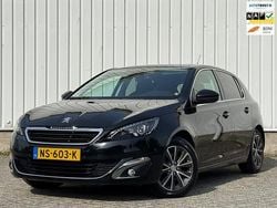Zwart Gebruikt 2017 Peugeot 308 Allure Hatchback | € 8.949 (Super prijs)
