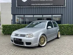 Grijs, metallic lak Gebruikt 2003 VW Golf IV R Hatchback | € 28.950