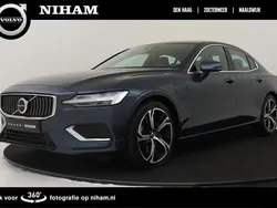 Blauw Gebruikt 2024 Volvo S60 Ultimate Sedan | € 43.890 (Eerlijke prijs)