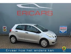 Grijs Gebruikt 2010 Toyota Yaris Hatchback | € 4.950 (Eerlijke prijs)