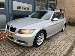 Grijs Gebruikt 2005 BMW 320 Executive Sedan | € 3.950 (Eerlijke prijs)