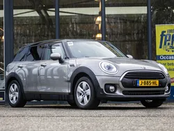 Grijs Gebruikt 2020 Mini One Clubman Business Stationwagen | € 17.950 (Goede deal)