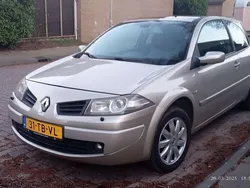 Beige Gebruikt 2006 Renault Mégane II Hatchback | € 700 (Goede deal)