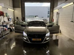 Bruin Gebruikt 2011 VW CC Sedan | € 11.499