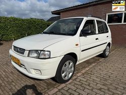 Wit Gebruikt 1999 Mazda Demio Hatchback | € 1.150