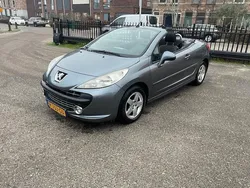 Grijs Gebruikt 2009 Peugeot 207 CC Cabriolet | € 2.850 (Super prijs)