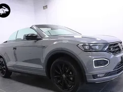 Grijs, metallic lak Gebruikt 2021 VW T-Roc Cabriolet R-line Cabriolet | € 32.850 (Eerlijke prijs)