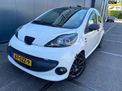 Wit Gebruikt 2008 Peugeot 107 Sport Hatchback | € 2.450 (Eerlijke prijs)