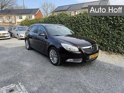 Bruin Gebruikt 2011 Opel Insignia Business Edition Stationwagen | € 5.945 (Iets duurder)