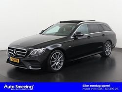 Obsidian black metallic finish (197u) Gebruikt 2020 Mercedes E200 Business Stationwagen | € 34.945 (Eerlijke prijs)