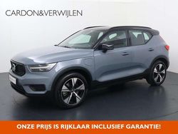 Grijs Gebruikt 2022 Volvo XC40 R-Design SUV | € 32.940 (Eerlijke prijs)