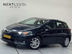 Grijs Gebruikt 2015 Toyota Auris Hatchback | € 12.699 (Eerlijke prijs)